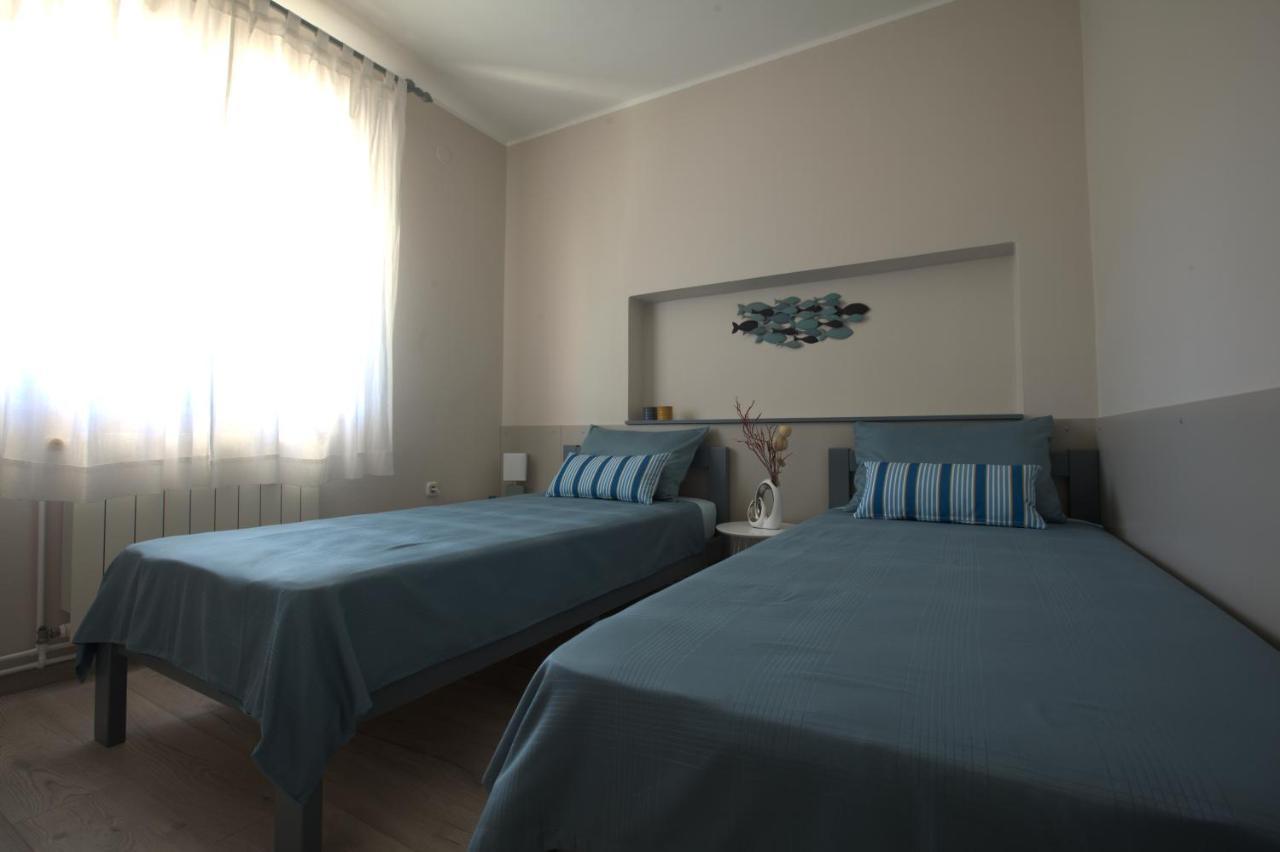 Guest House Ljubica Medulin Bagian luar foto