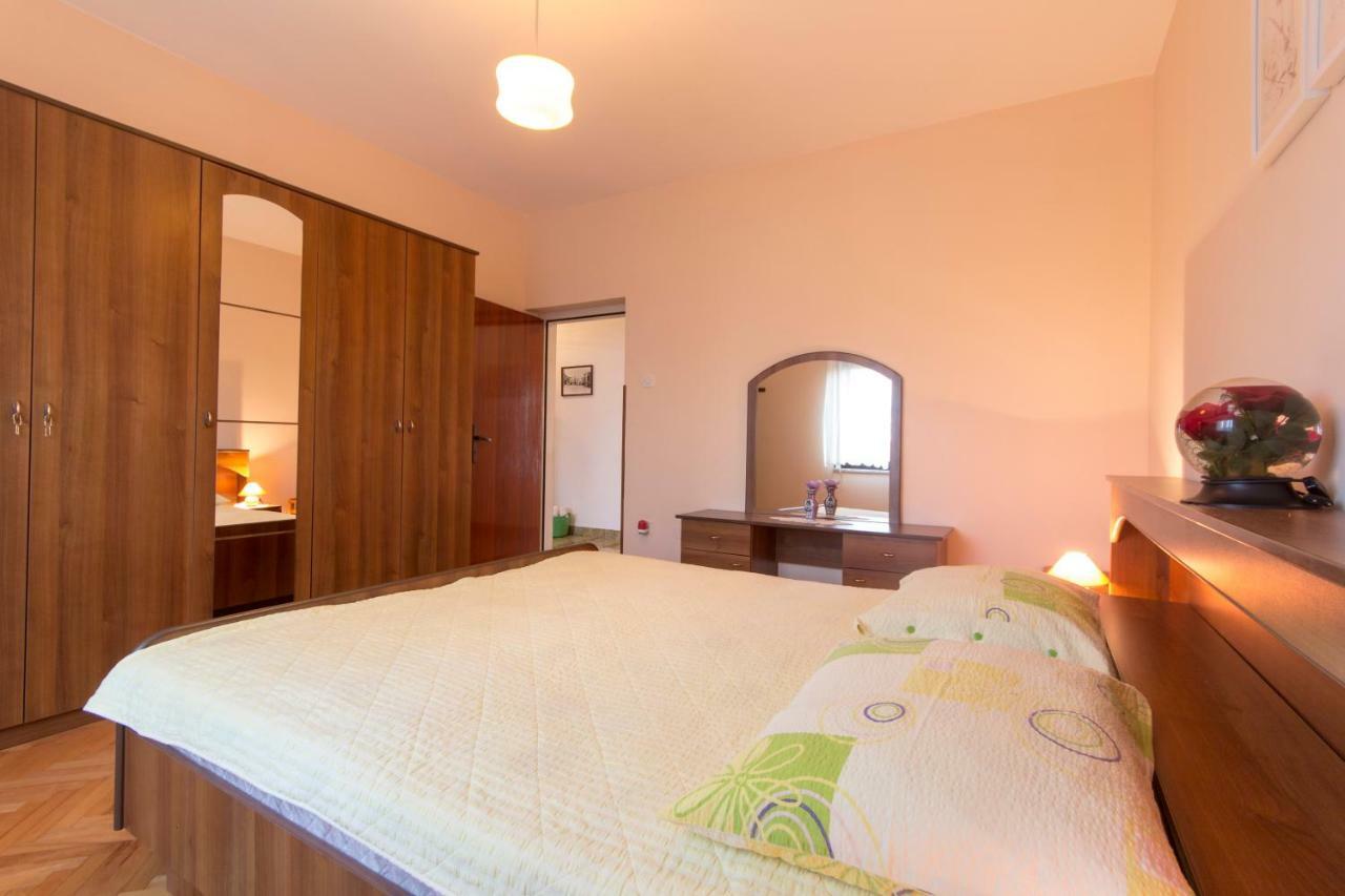 Guest House Ljubica Medulin Bagian luar foto