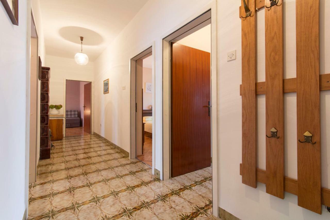 Guest House Ljubica Medulin Bagian luar foto